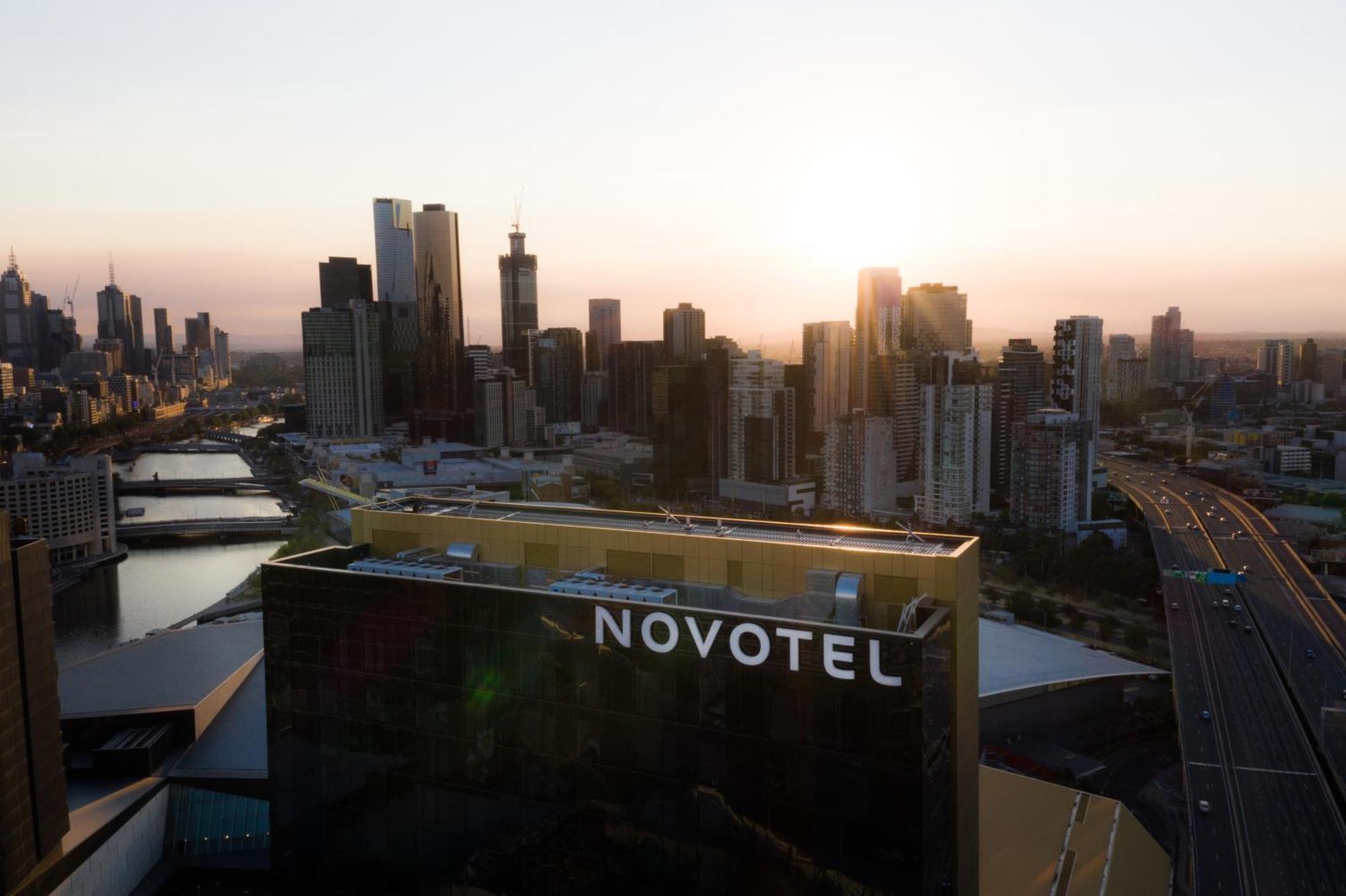 Novotel Melbourne South Wharf Ngoại thất bức ảnh